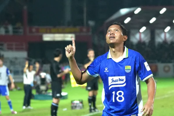 ACL 2 Adam Alis Targetkan Persib Raih Hasil Maksimal