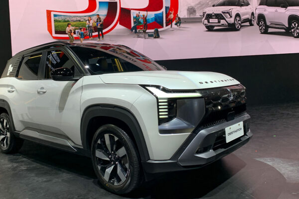 kelebihan Mitsubishi Destinator 55th Edition